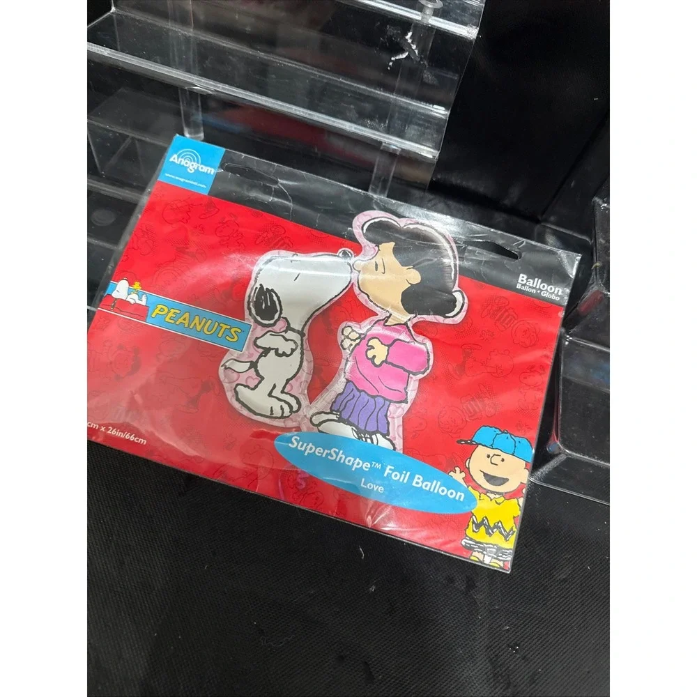 Anagram Peanuts Snoopy Lucy Love SuperShape Foil Balloon 30x26 13381 Red